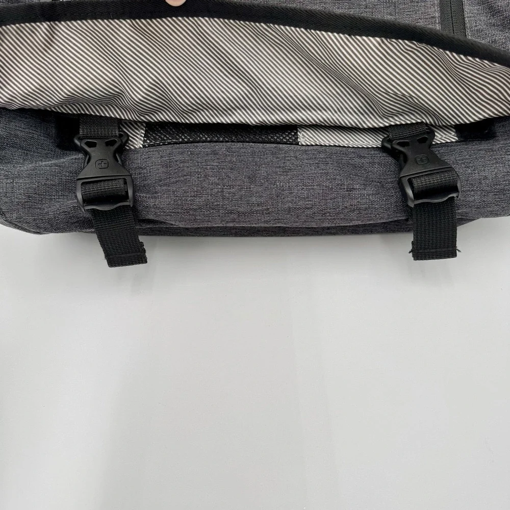 Swiss Gear Messenger Bag Laptop With Adjustable Strap